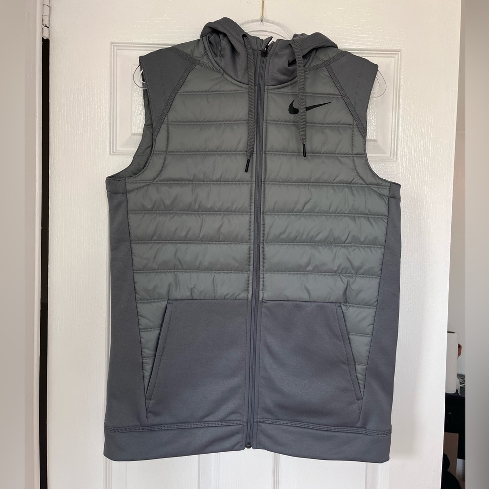 Nike puffer vest